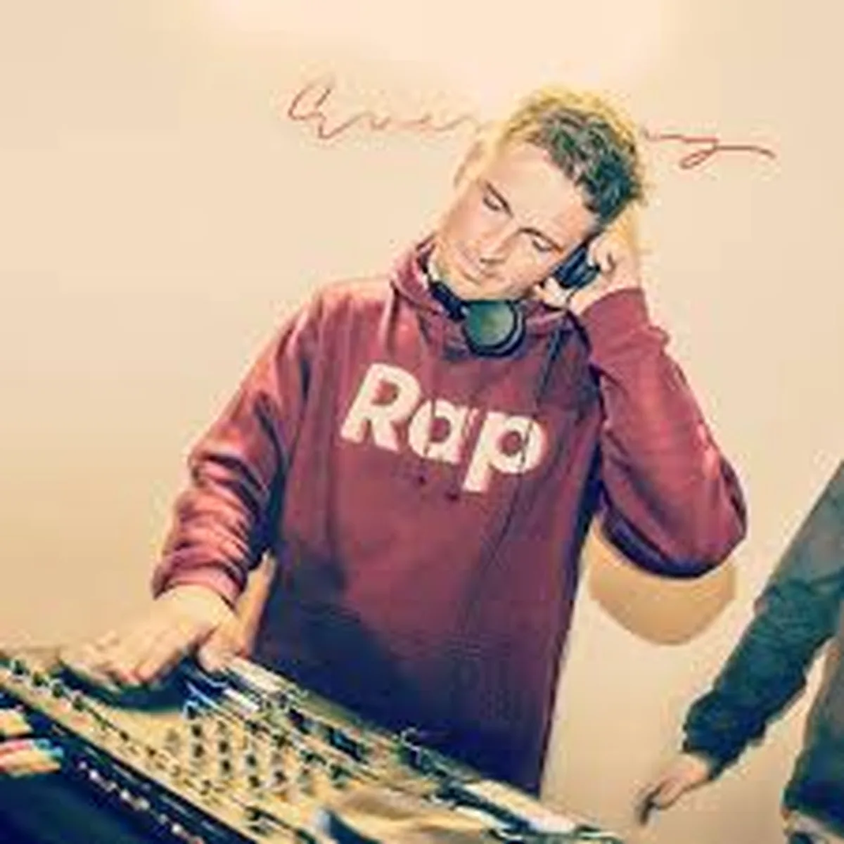 DJ AKA
